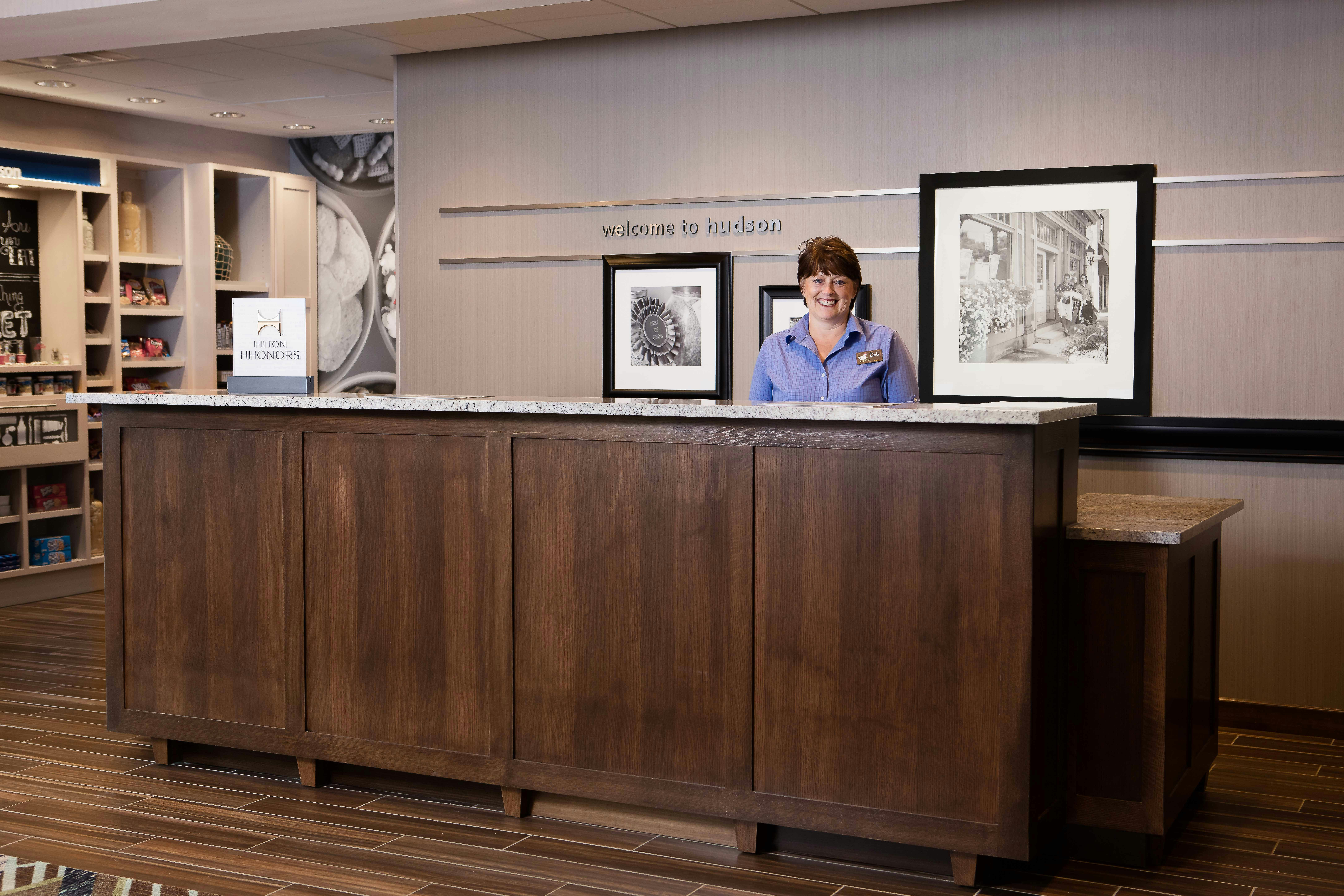 Hampton Inn And Suites Hudson Wi 2/38