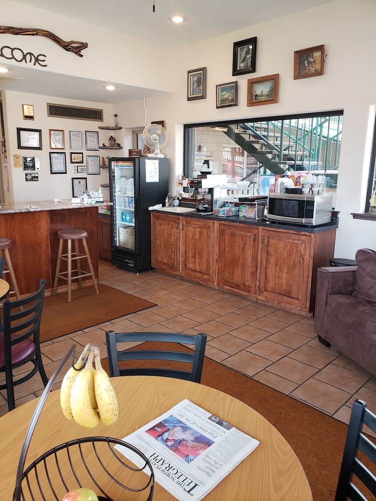 Americas Best Value Inn North Platte 7/16