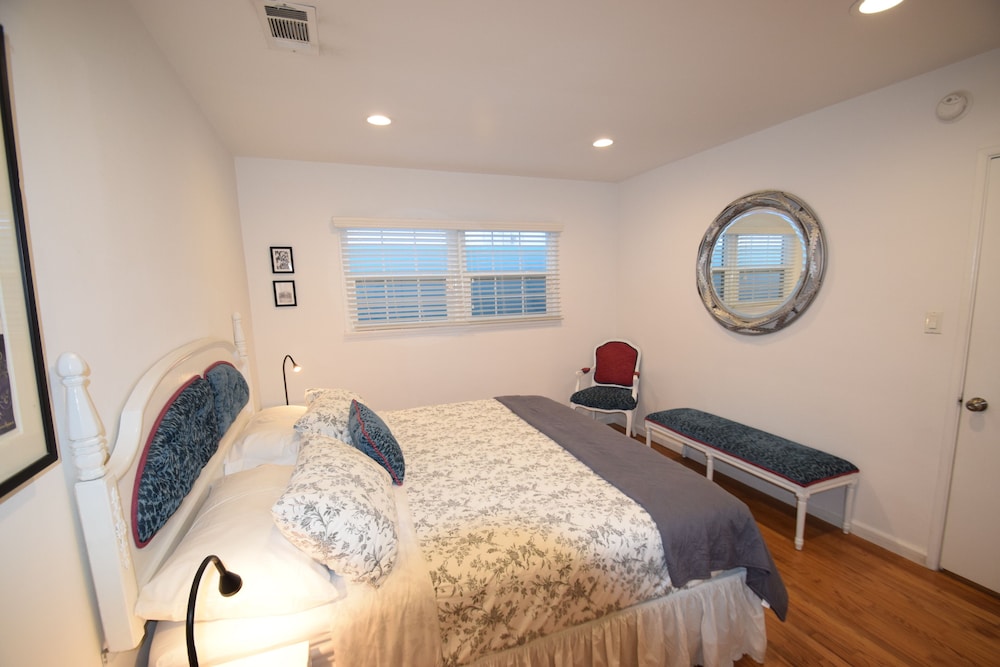 Boutique Hotel 444 19/73