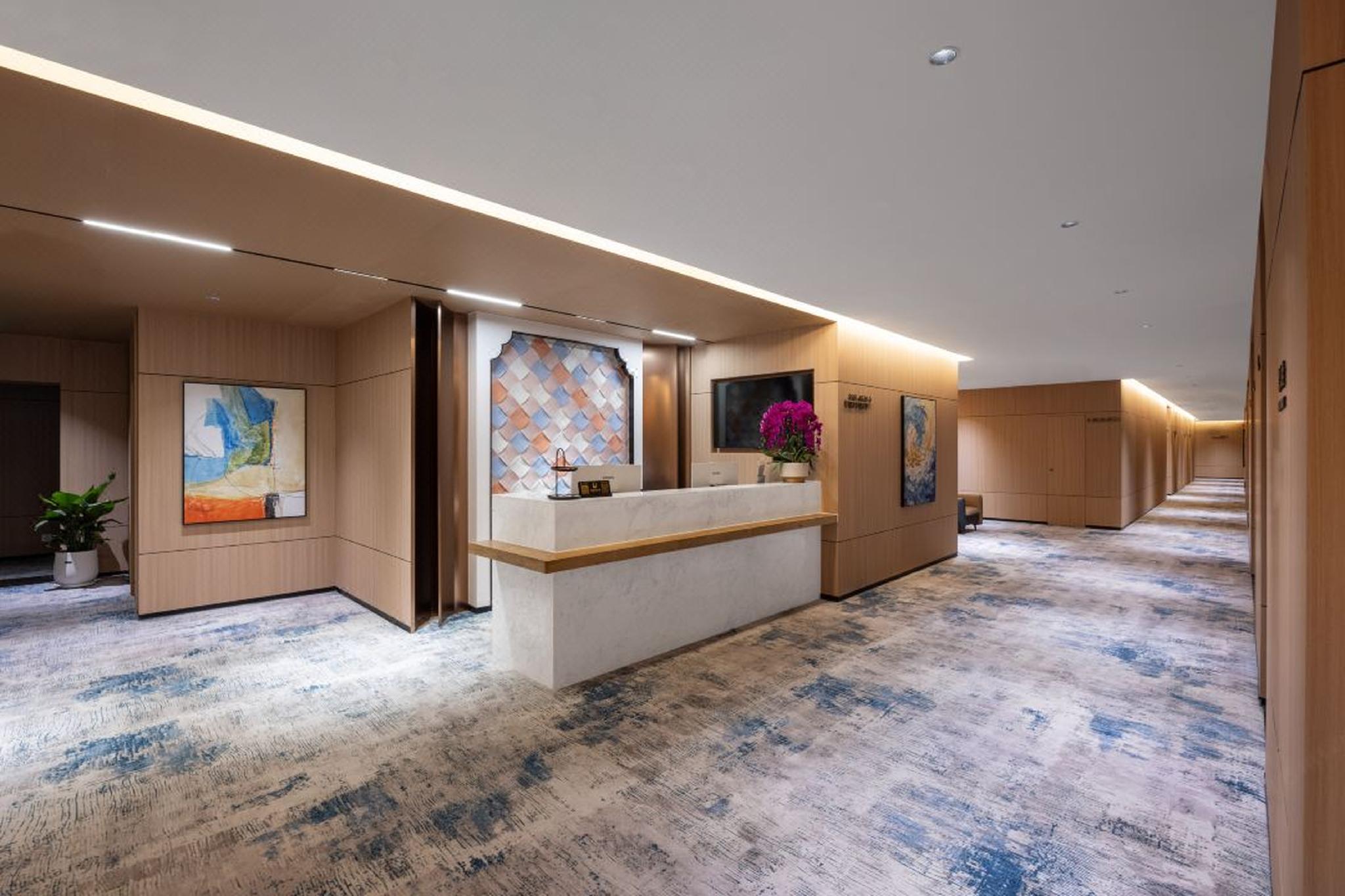 Guangzhou Lingyue Hotel (Canton Fair Transfer Service) 7/28