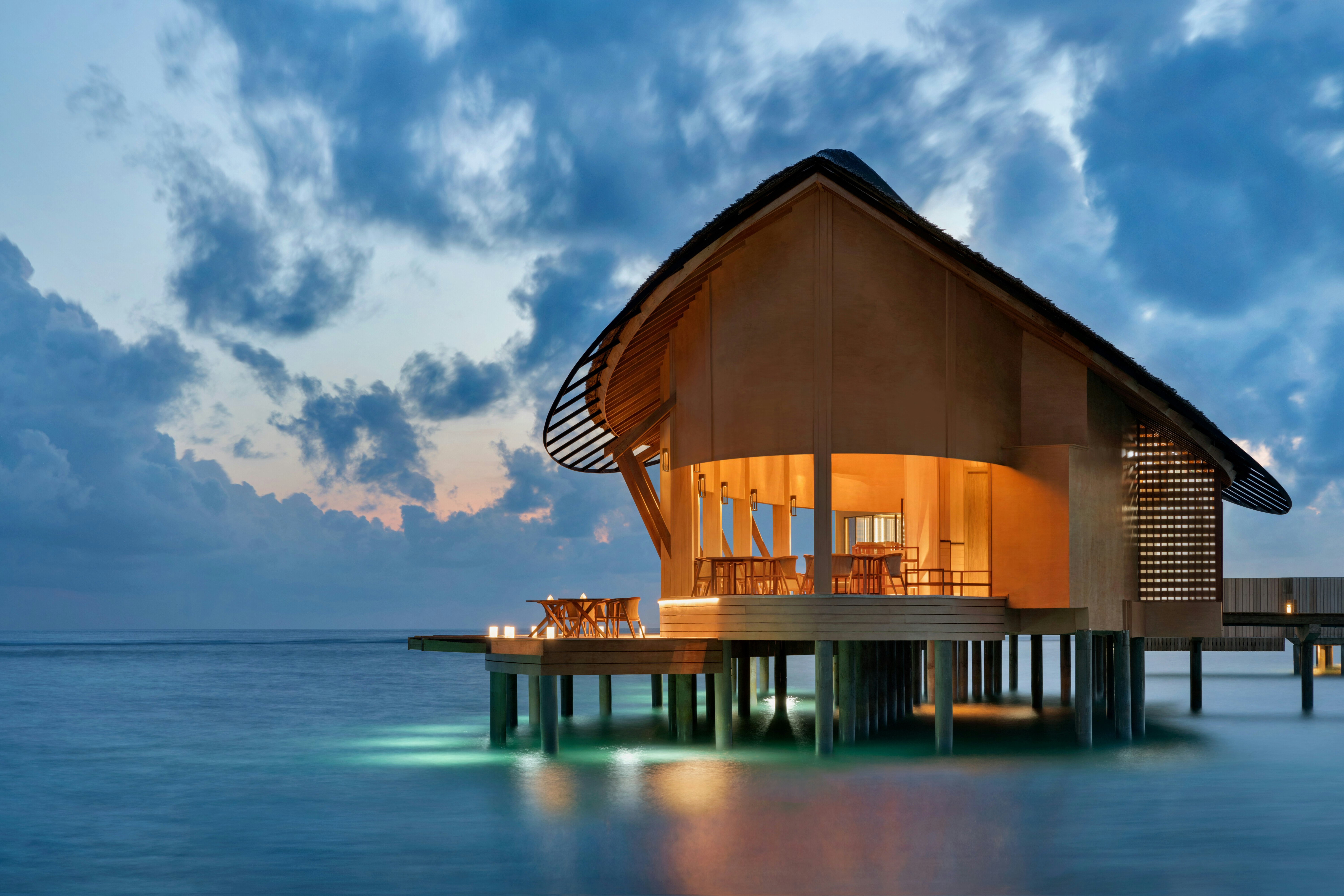 Hilton Maldives Amingiri Resort and Spa 70/72