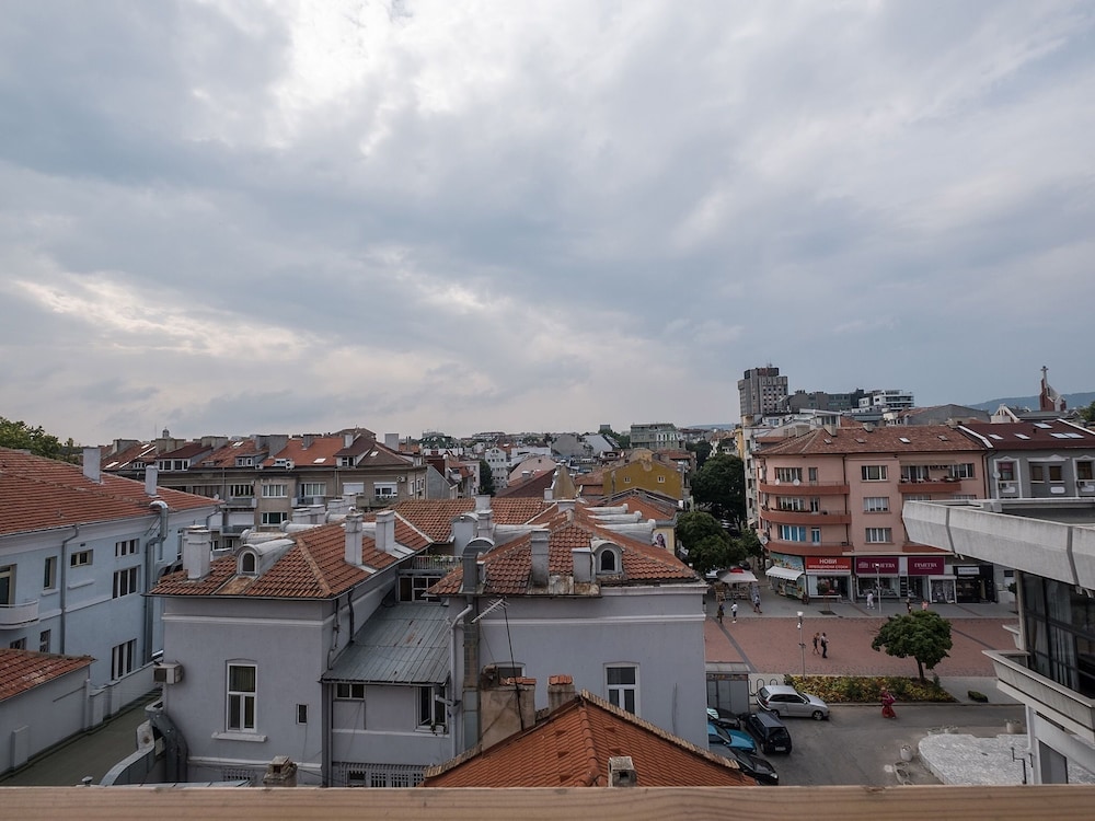 Caro Aparthotel 38/50