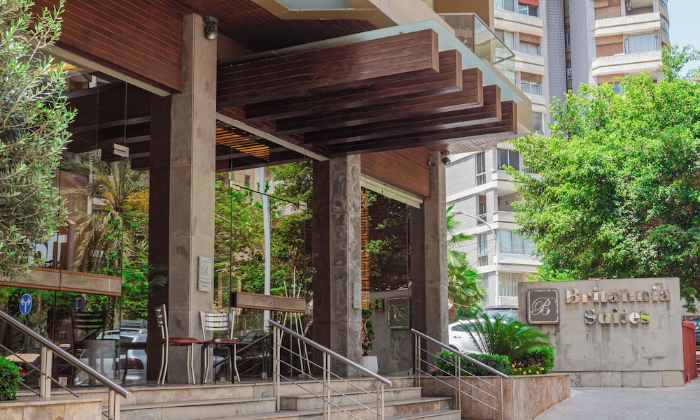 Britannia Suites 1/37