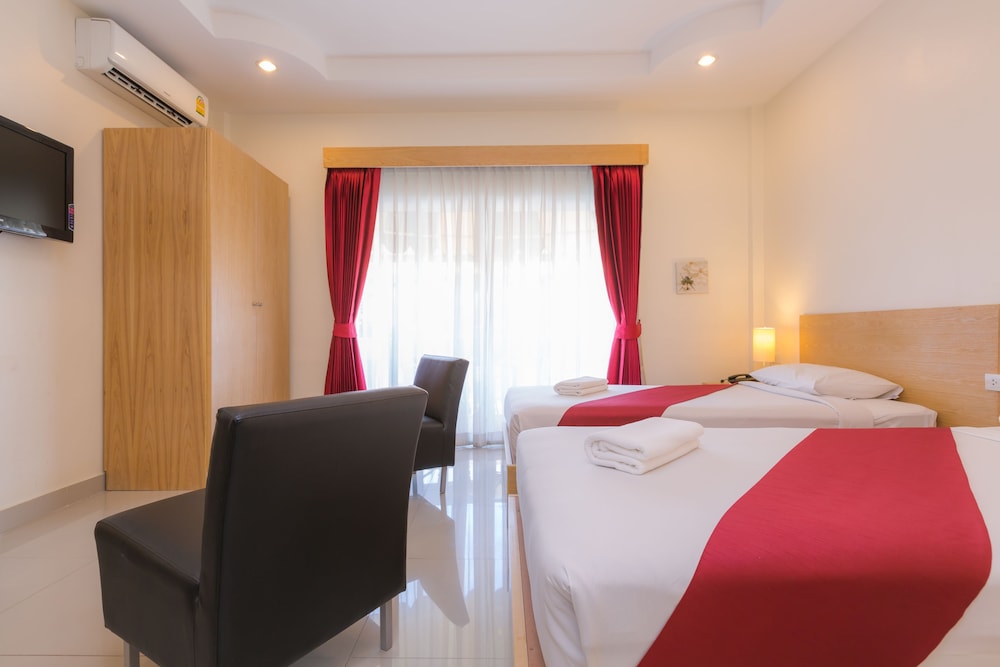 Zing Resort Spa Ex Ganymede Resort Suites 33/71