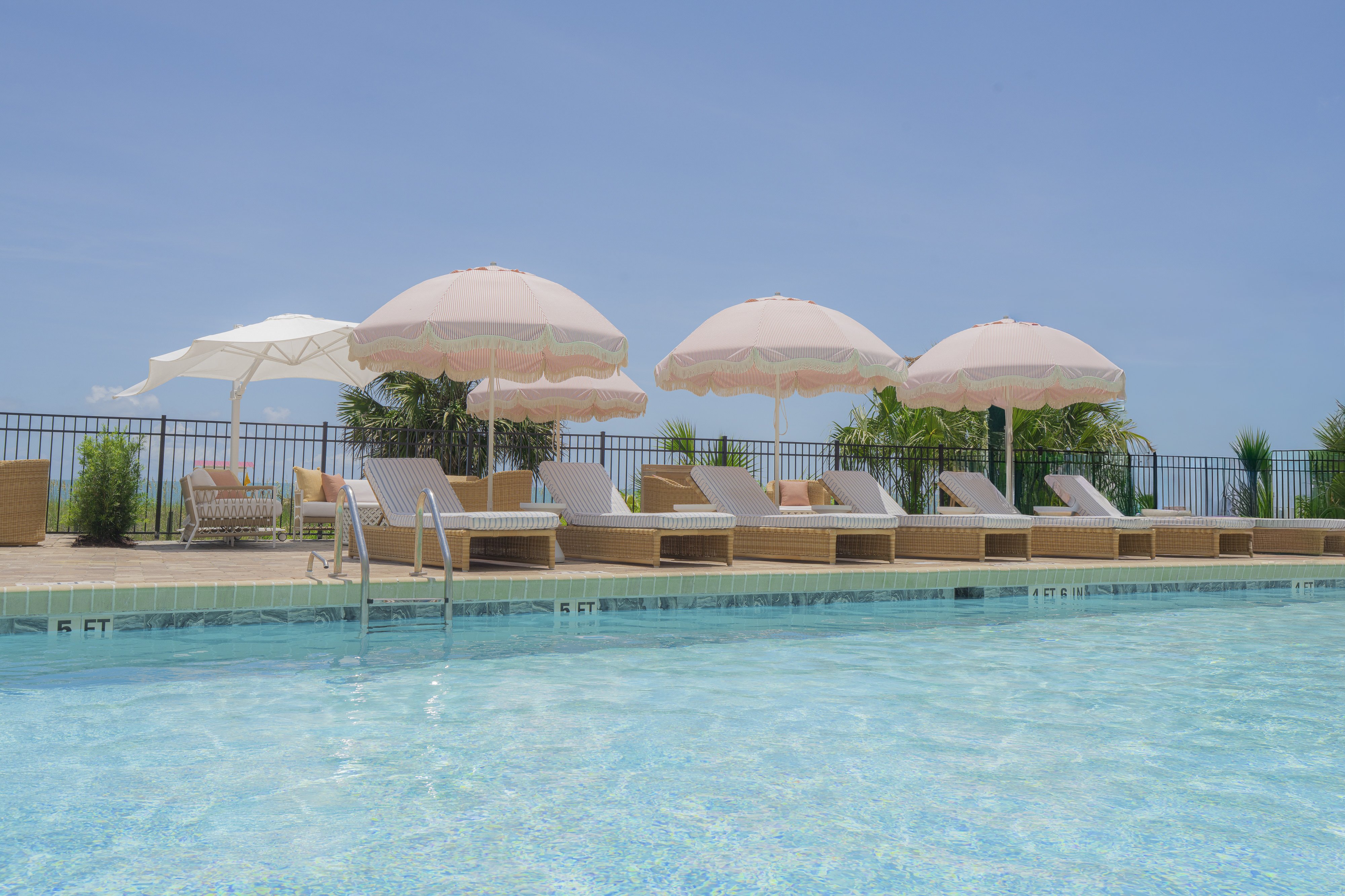 Sandcastle Oceanfront Resort At The Pavilion 45/50