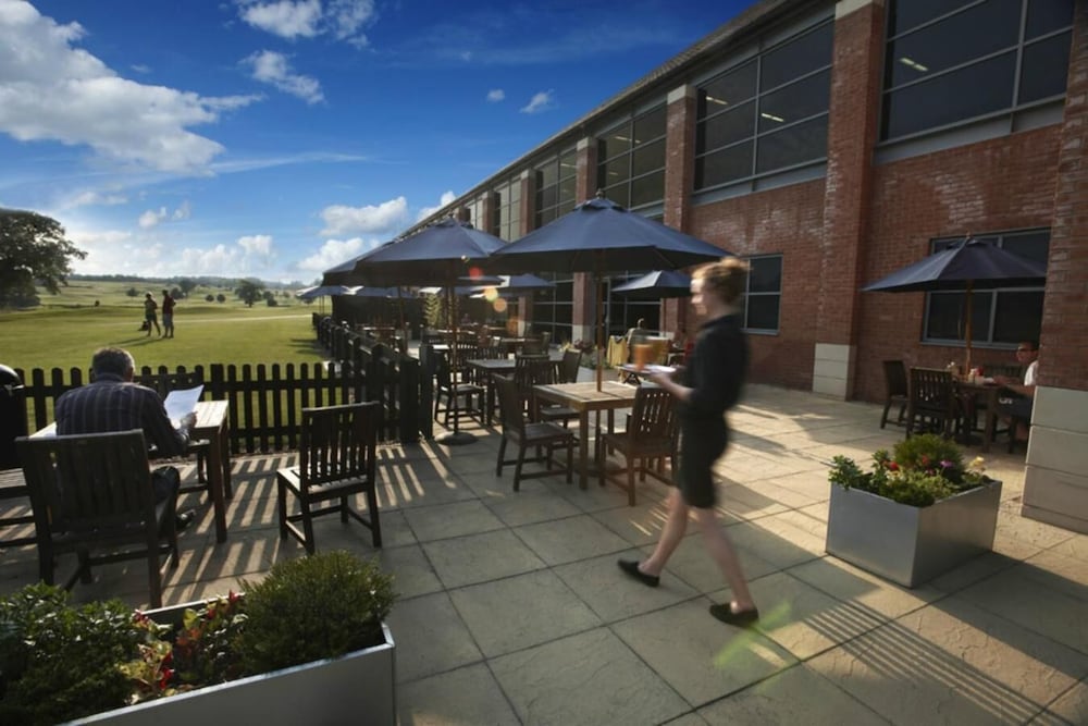The Warwickshire Hotel And Country Club 60/64