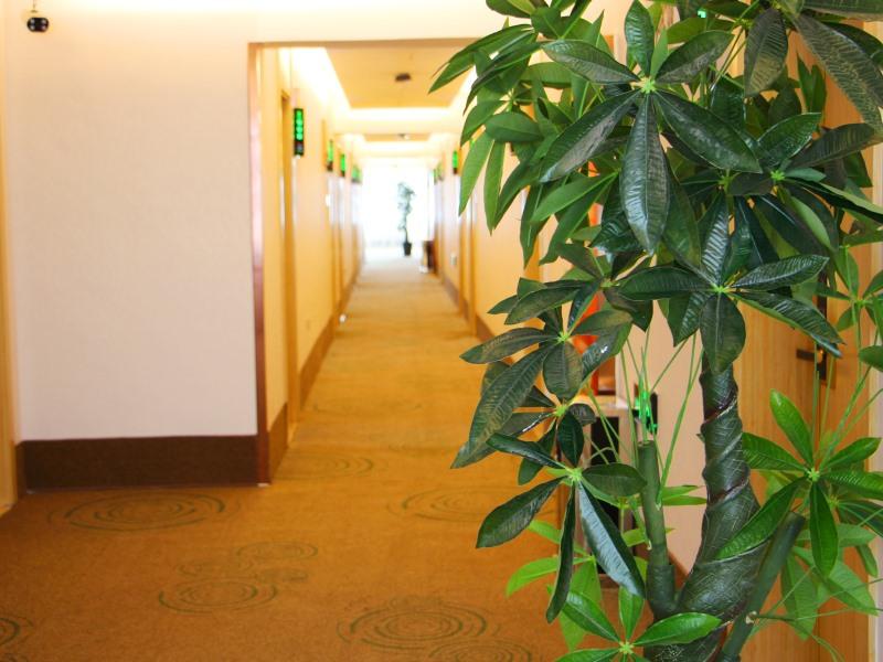 Lobby at GreenTree Inn Hainan Tibetan autonomous prefecture Gonghe County Express Hotel, HAINAN