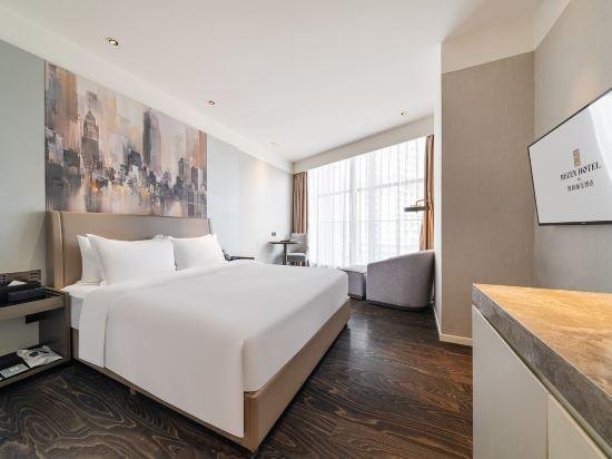 Boutique, Queen Bed