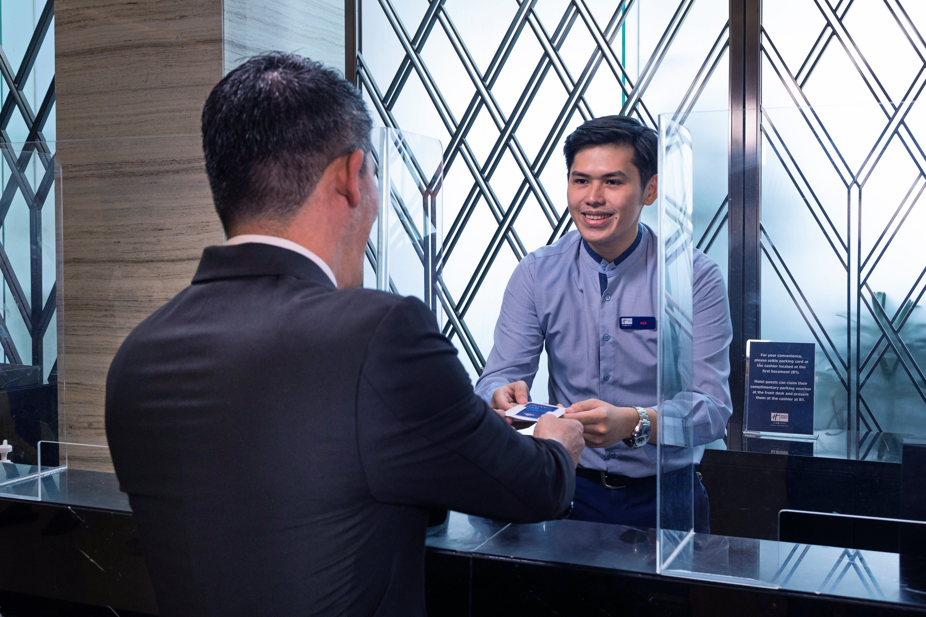 Holiday Inn Express Manila Newport World Resorts 7/54