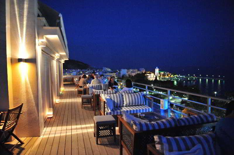 Park Hotel Volos 49/53