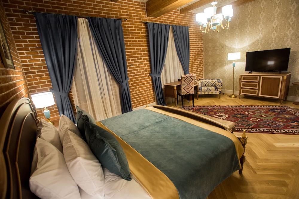 Sapphire Bayil Hotel 9/37