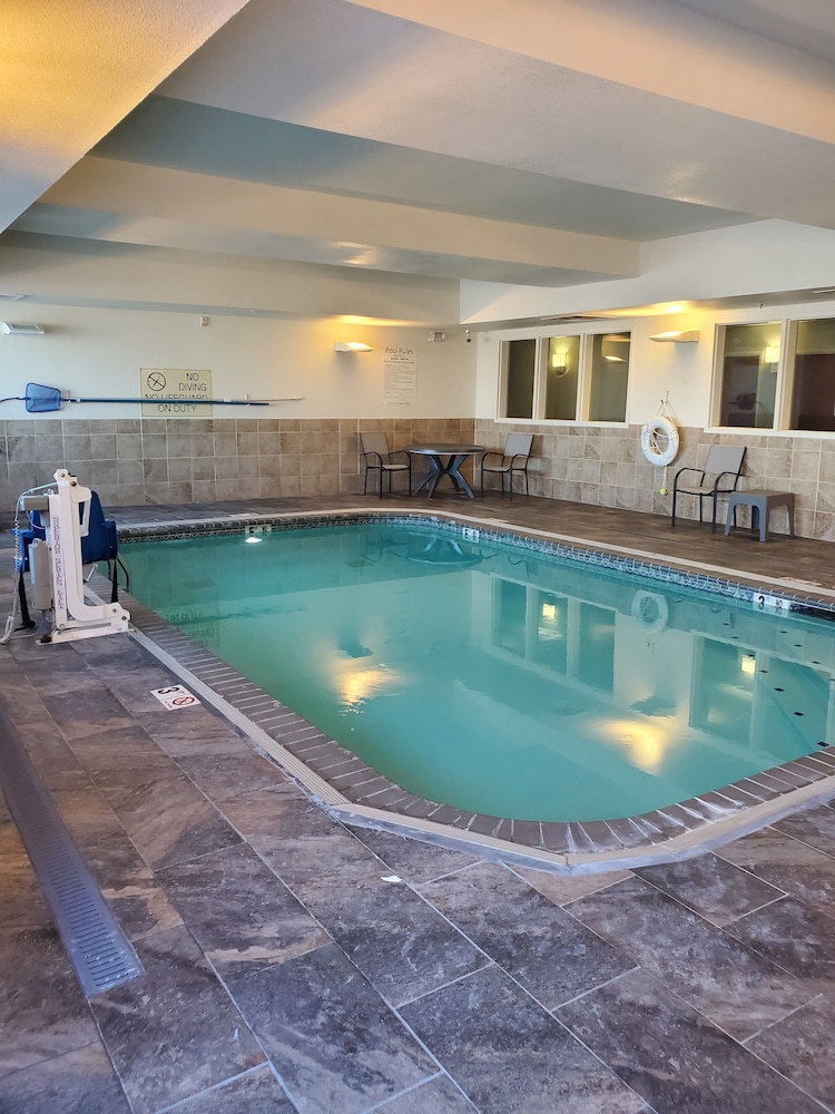 Sleep Inn & Suites Dyersburg I-155 3/39