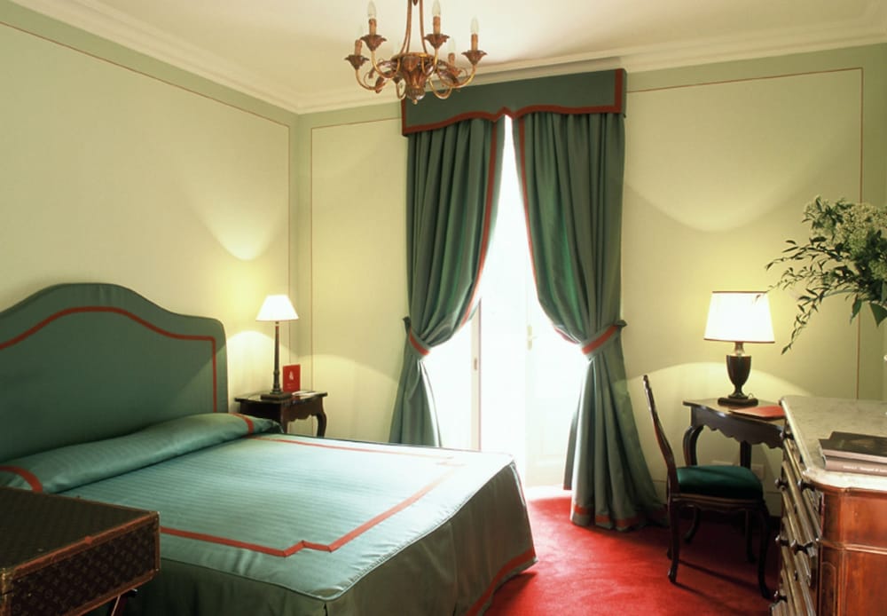 Grand Hotel Majestic 24/83