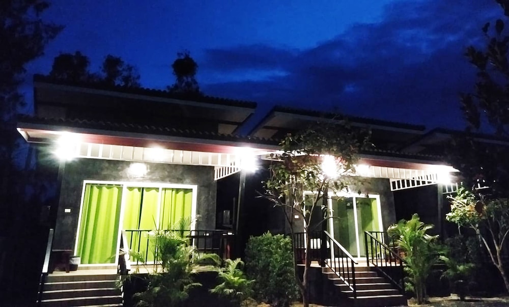 Pranburi Cabana Resort 4/72