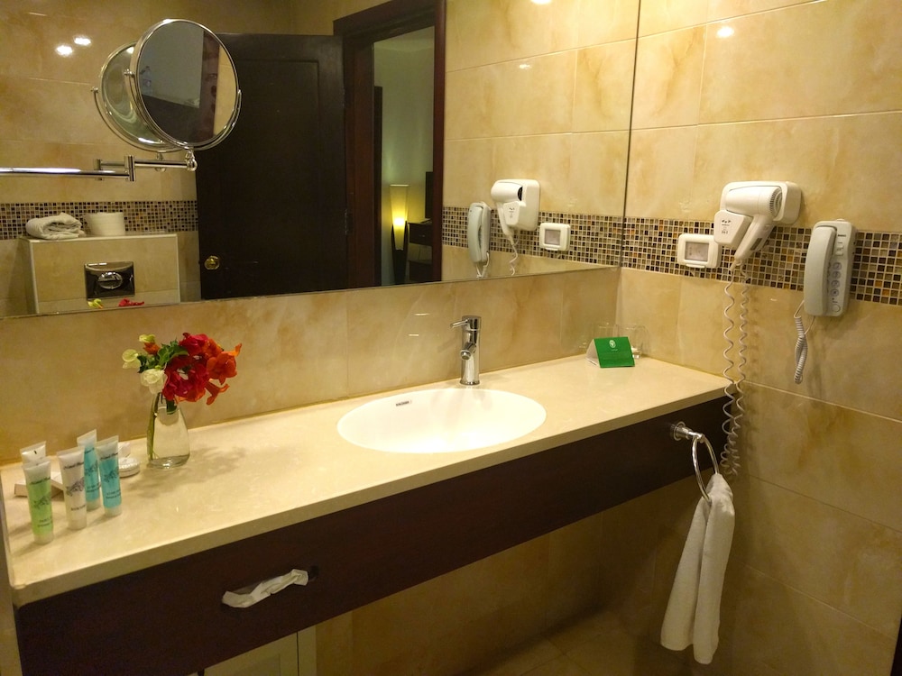 City Inn Palace Hotel 50/50
