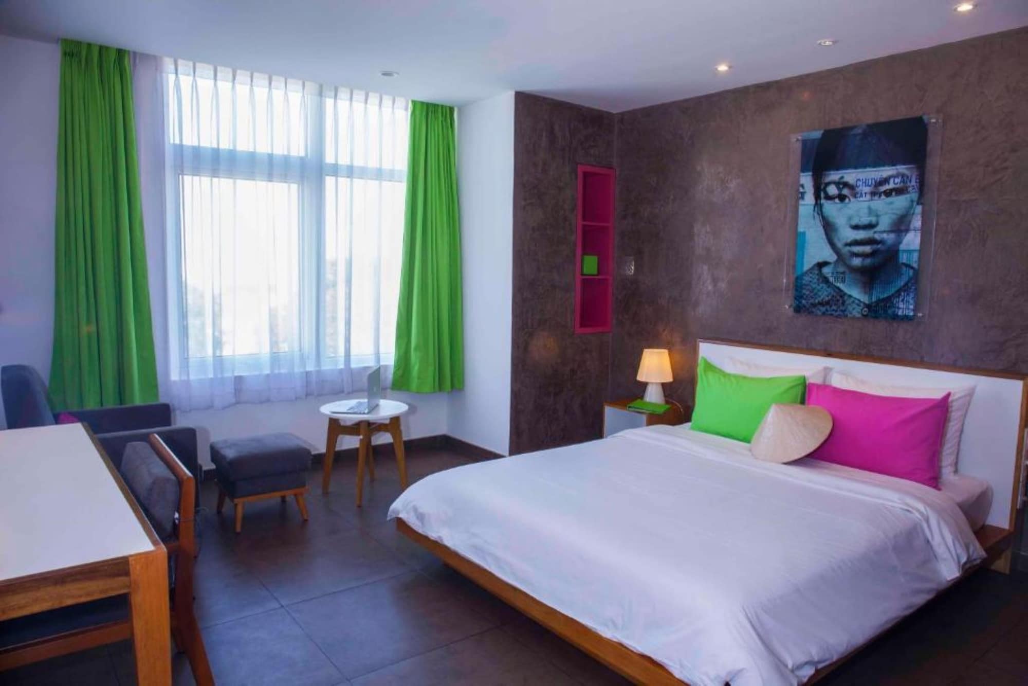 غرفة سوبيريور بسرير مزدوج بإطلالة على المدينة، G8 Center Hotel Saigon 3/10