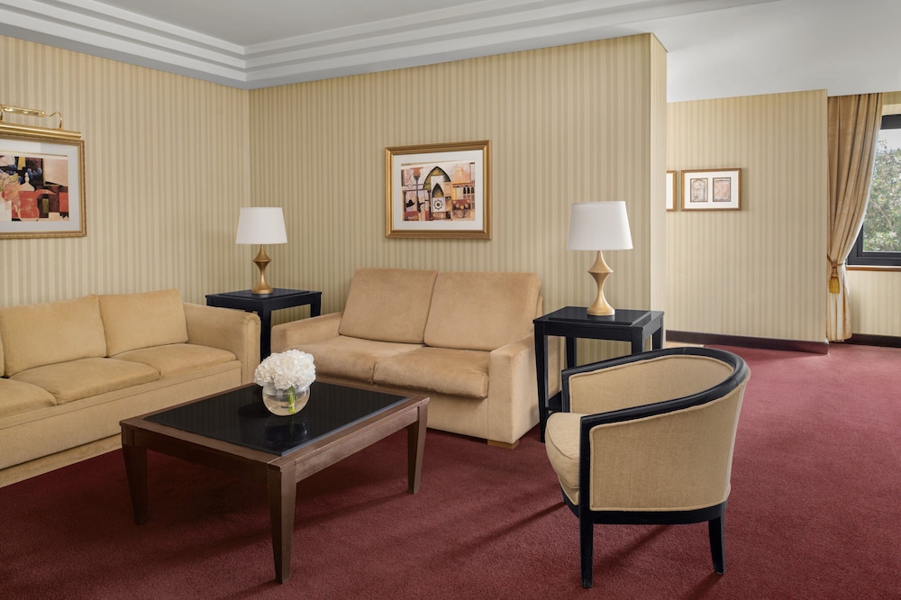 انتركونتيننتال(Intercontinental Riyadh) 45/77