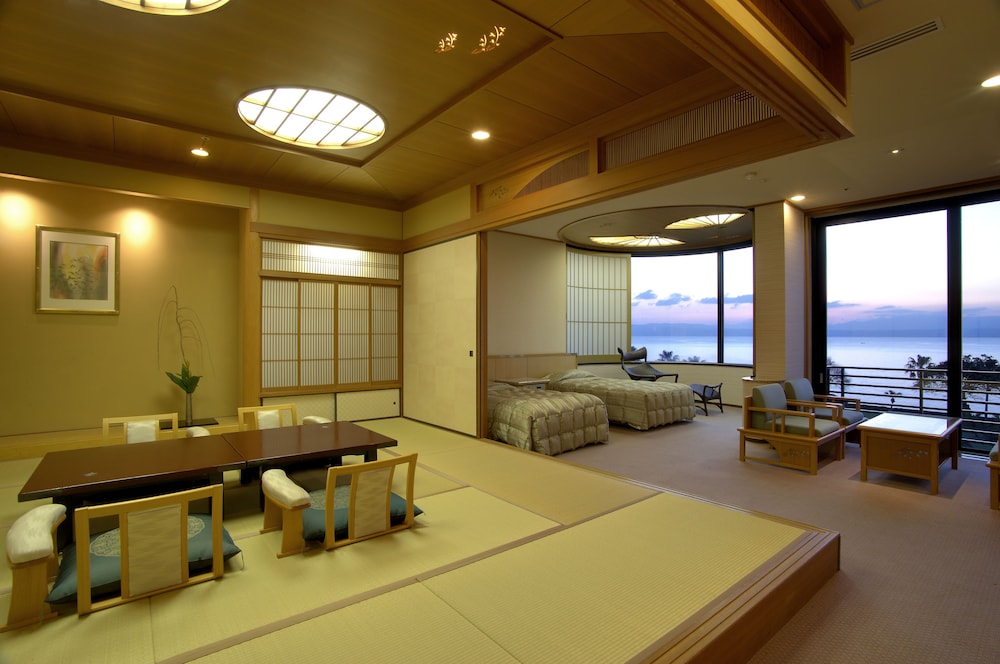 Ibusuki Hakusuikan 30/50