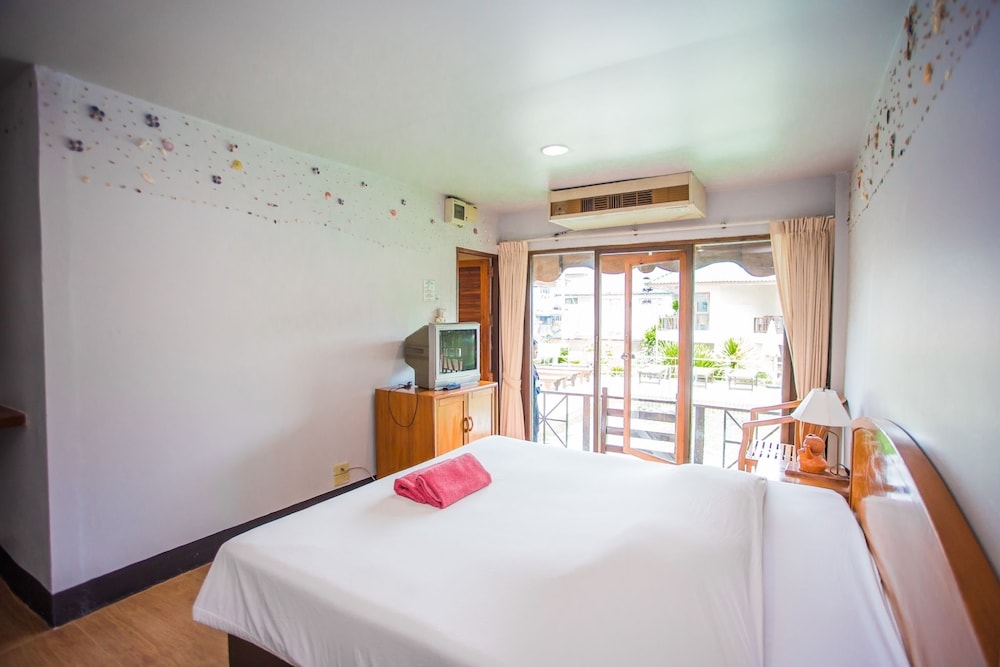 Cha-Am Villa Sun Hotel 24/69
