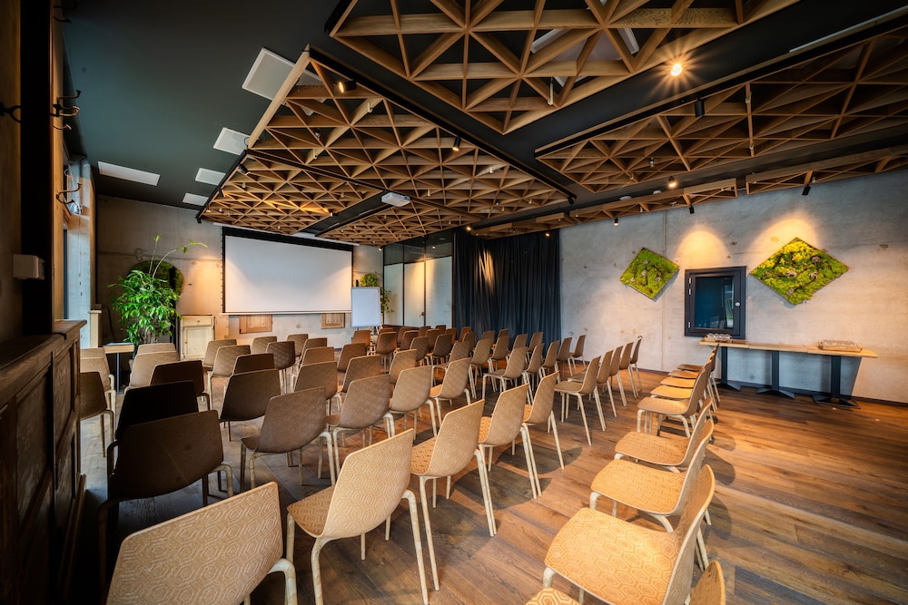 Four Elements Hotel Amsterdam 41/59