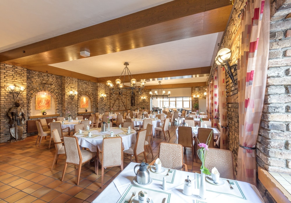 Sport und Tagungshotel De Poort 43/62