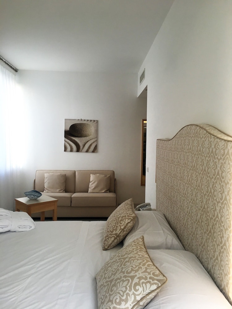 Boutique Hotel Helios - Adults Only 13/74