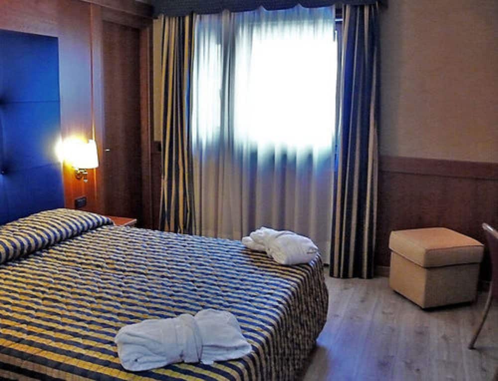 GRAND HOTEL SESTRIERE 11/63