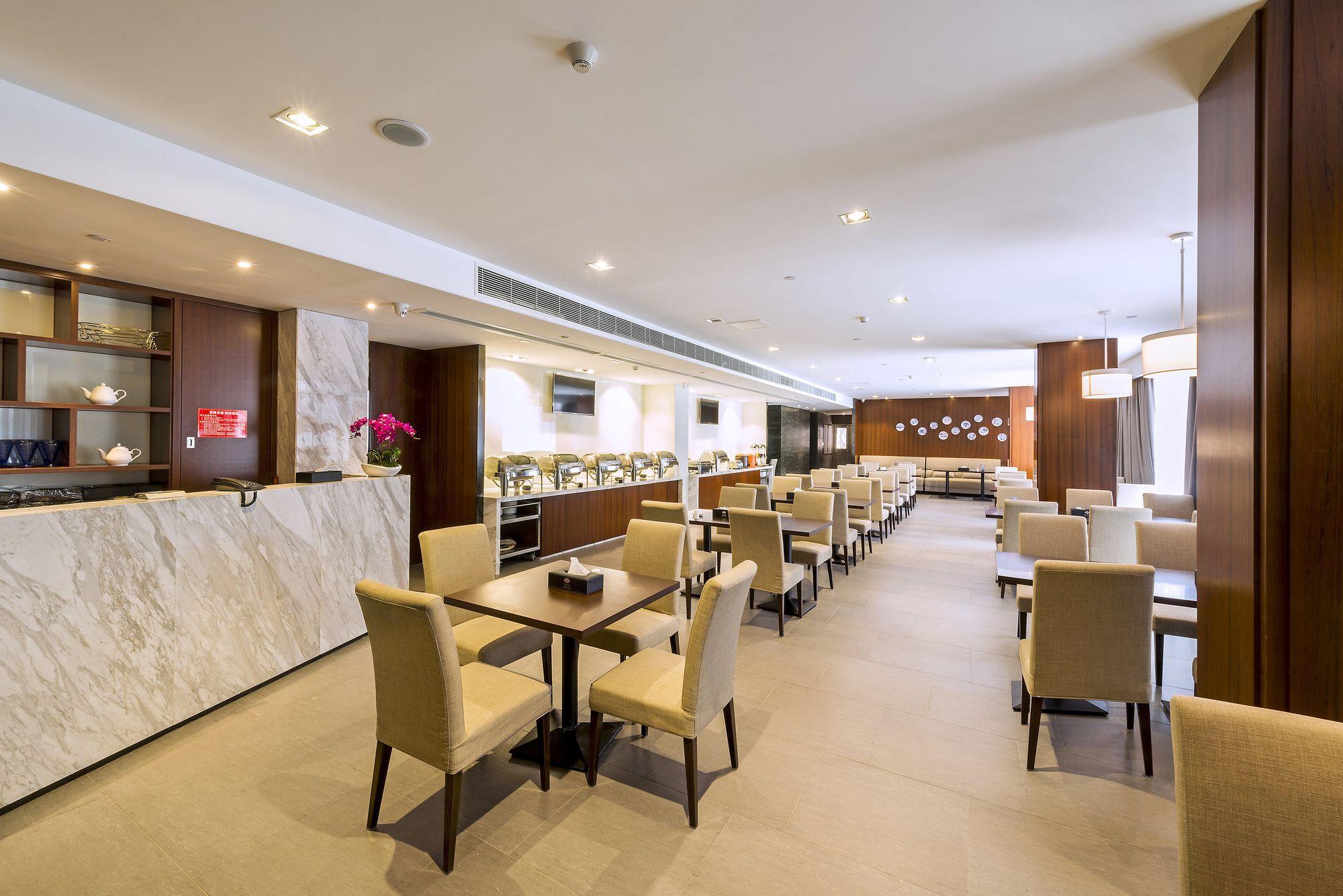 Phoenix Valley Holiday Hotel 32/41