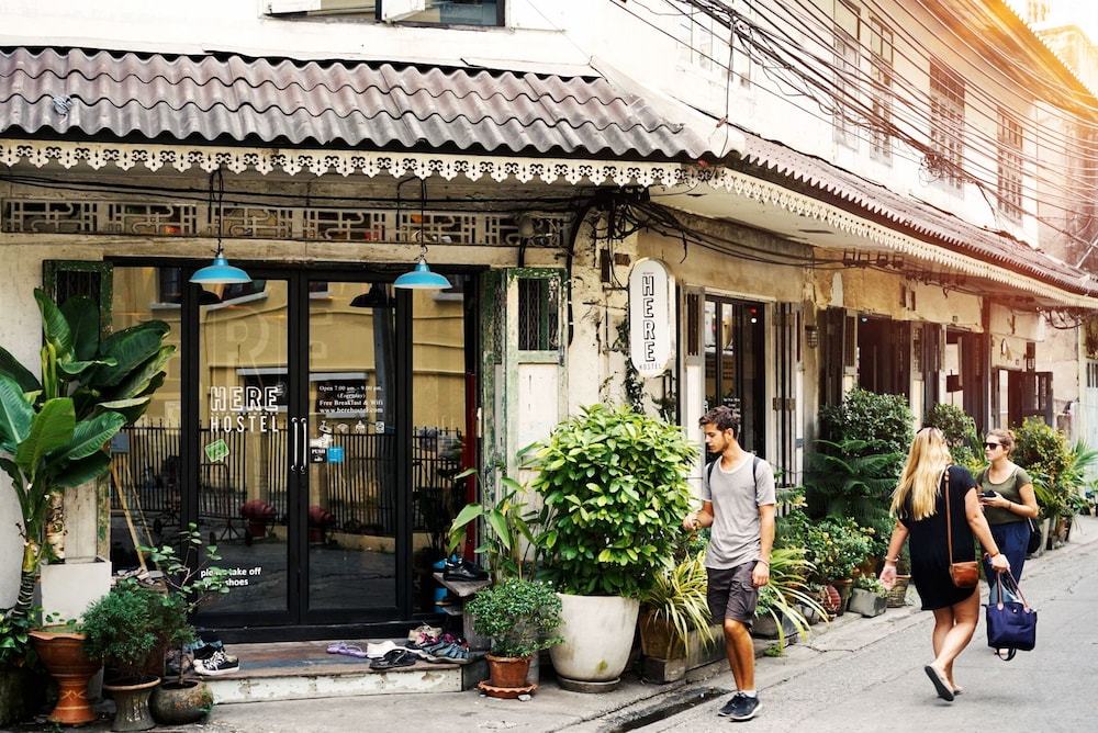 Here Hostel 4/66