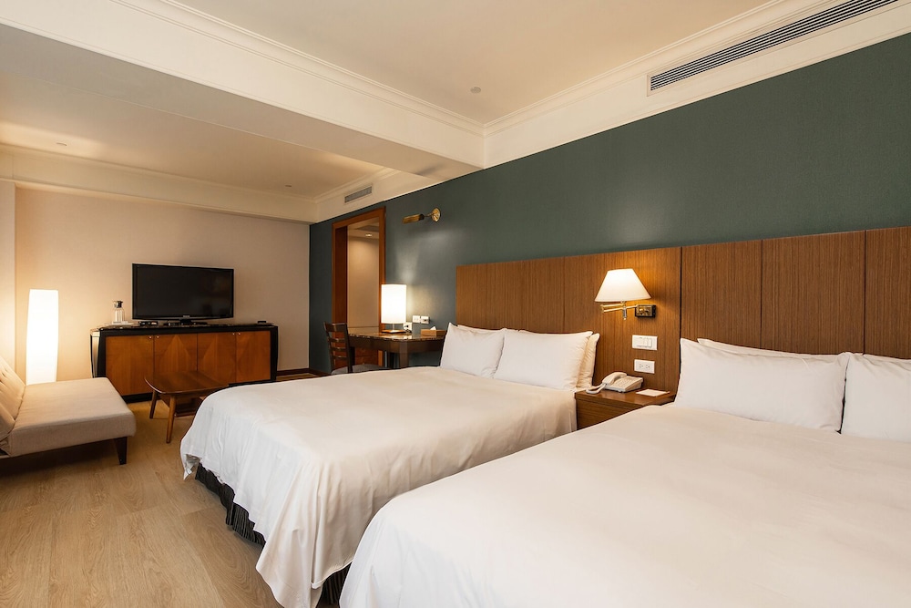 DELUXE, TWIN BEDS