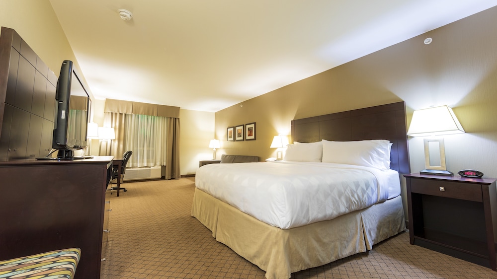 Holiday Inn Hotel Suites Kamloops 7/72