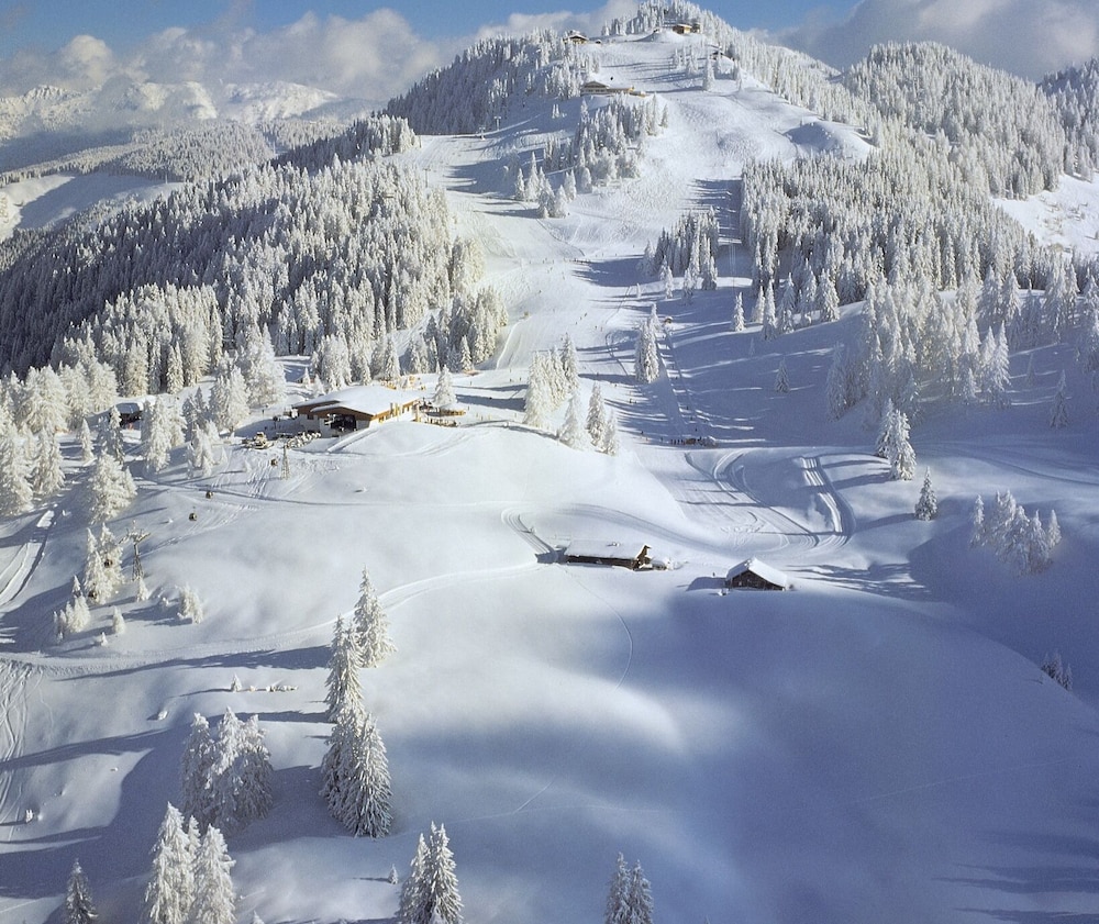 Alpenland Sporthotel 66/72