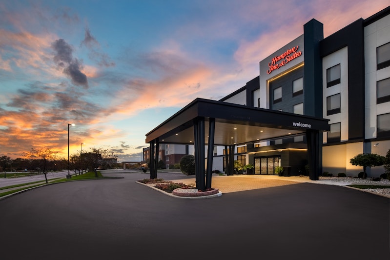 Hampton Inn Suites Dayton Vandalia 61/68