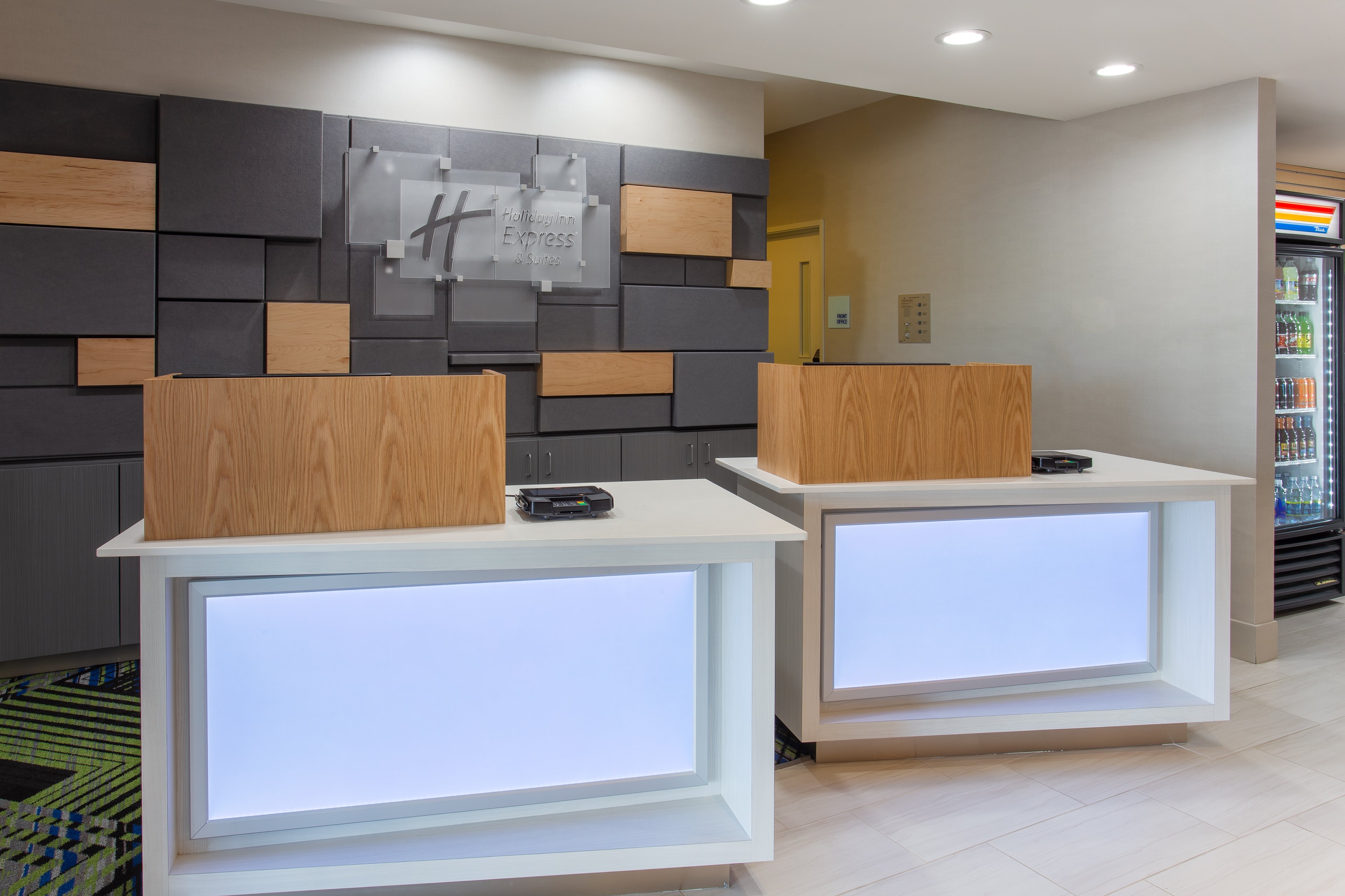 Holiday Inn Express Hotel And Suites Vandalia 12/78