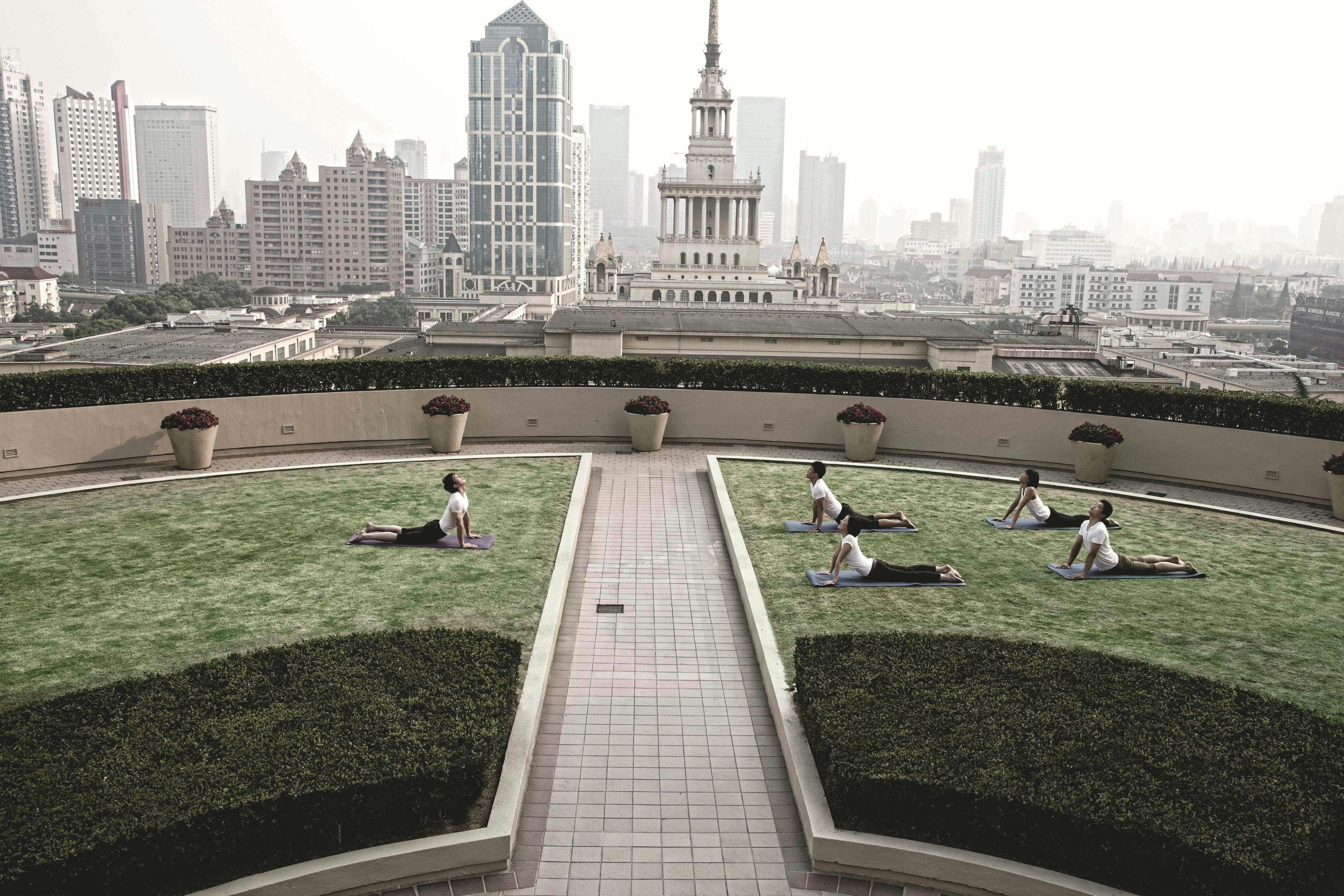 Portman Ritz Carlton 38/43