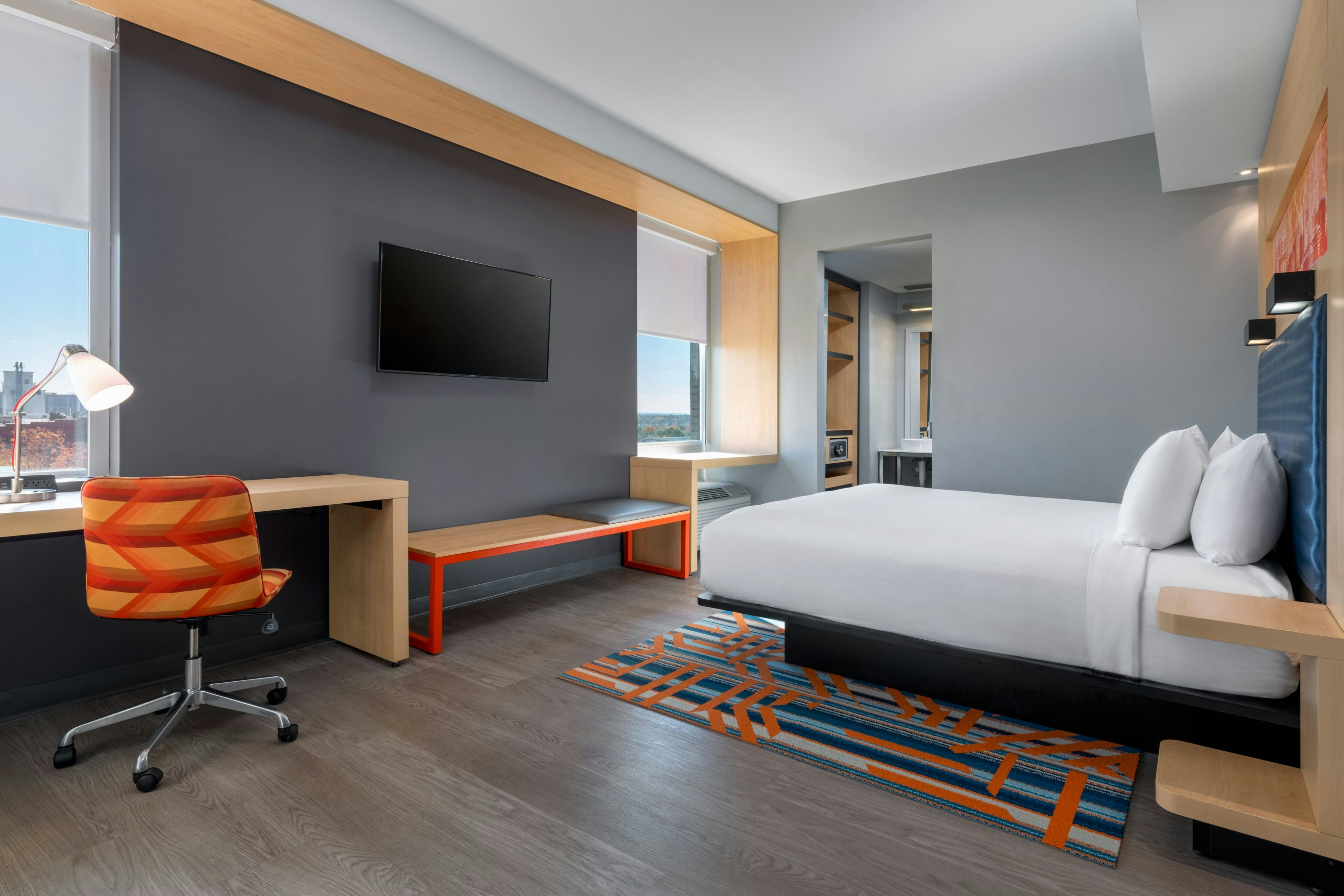 ALOFT COLUMBIA DOWNTOWN 3/4