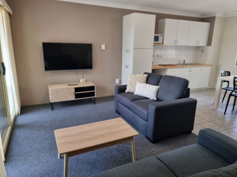 YAMBA SUN MOTEL 45/60
