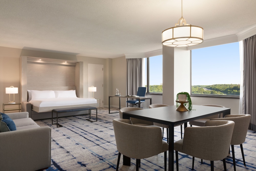 Crowne Plaza College Park Washington DC 47/79