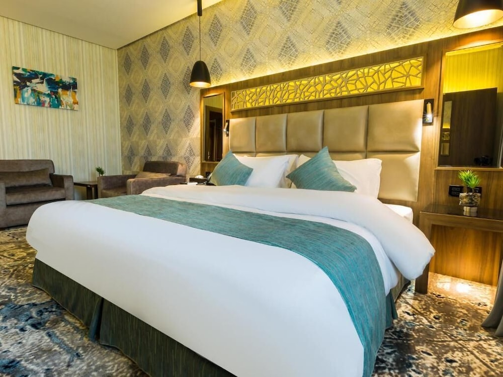 Wow Diamond Hotel 49/83