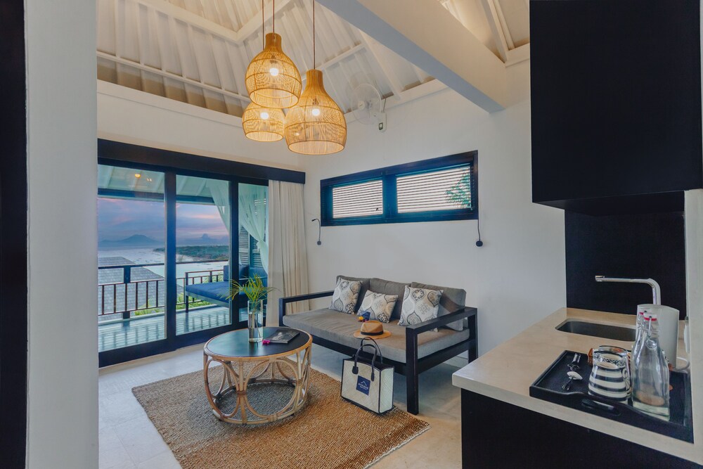 Batu Karang Lembongan Resort and Spa 61/85