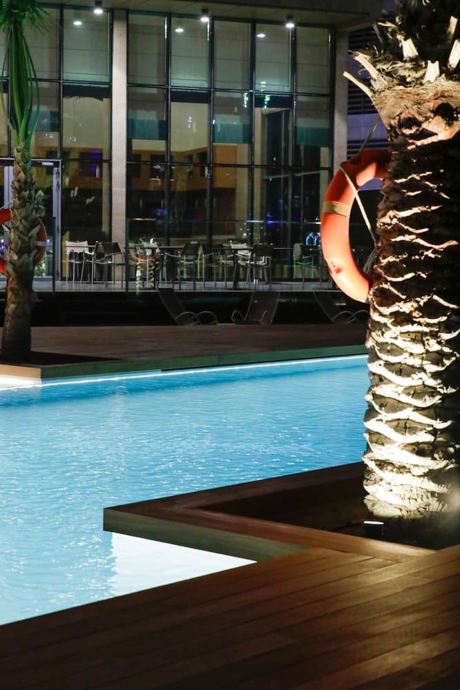 Aqua Vista Bahrain 29/54
