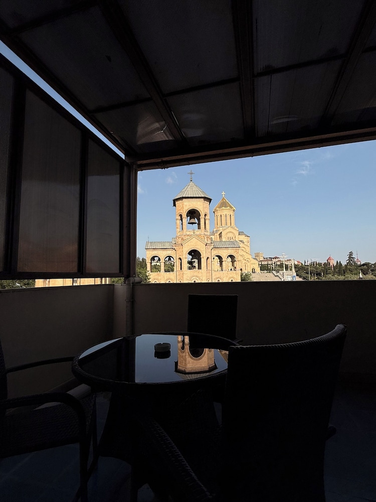Liva Hotel (ex. Epic hotel) 12/54