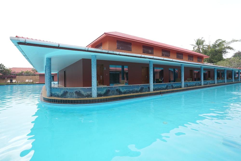 SAJ EARTH RESORT 9/71