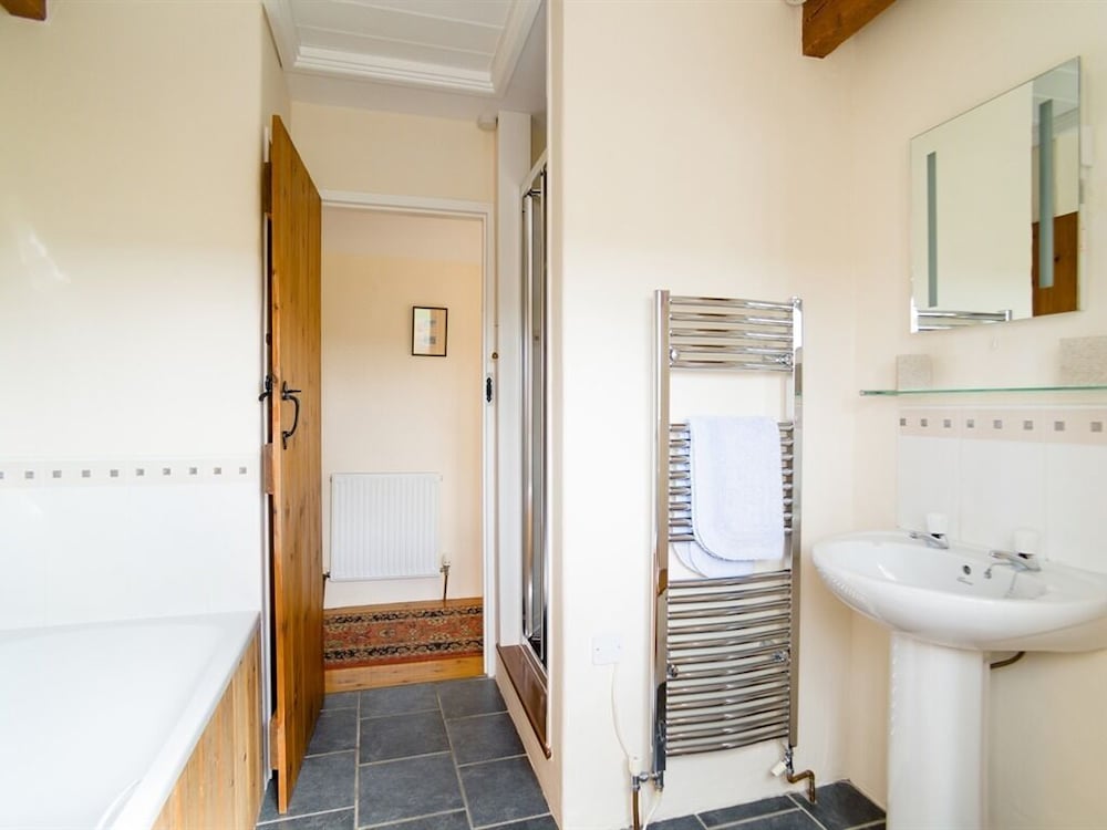 Degembris Cottages 24/24