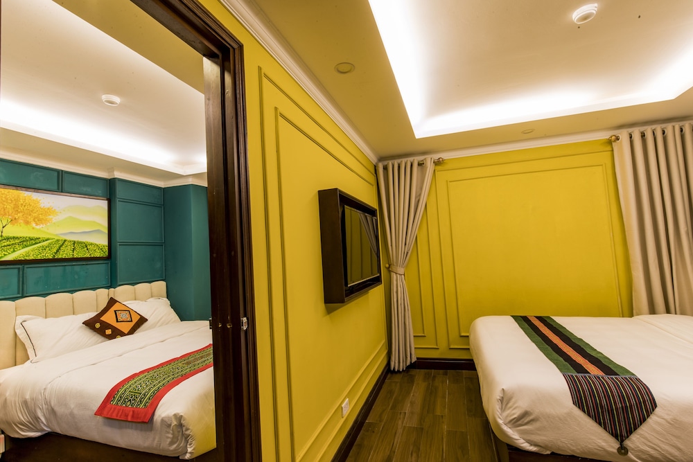 Sapa Clover Hotel 6/23