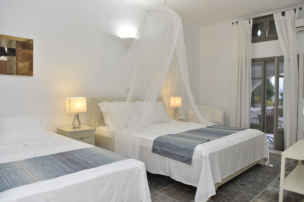 Naoussa Hills Boutique Resort- Adults Only (13+) 8/76