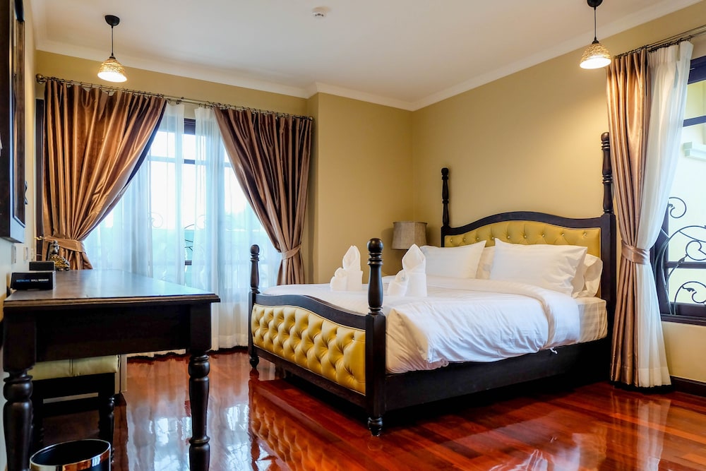 Siri Heritage Bangkok Hotel 20/71