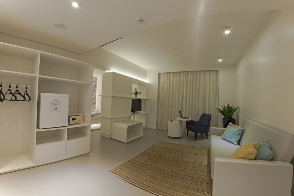 HOTEL NACIONAL INN PALMAS 33/50