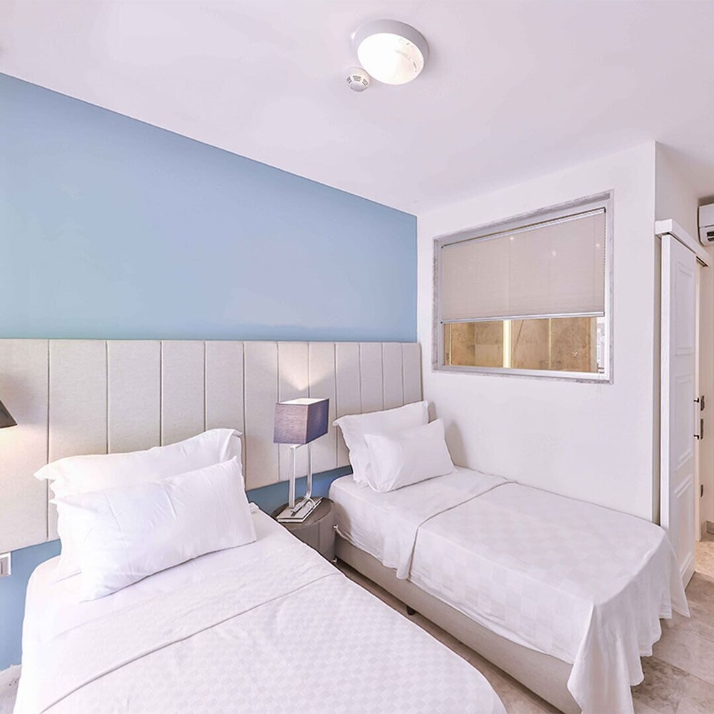 غرفة قياسية بسريرين منفصلين، Hera Hotel 4/4
