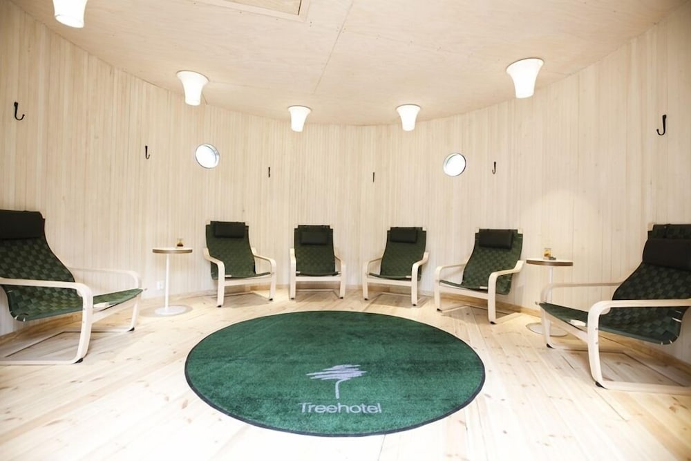 Treehotel (ex Brittas Pensionat) 14/39
